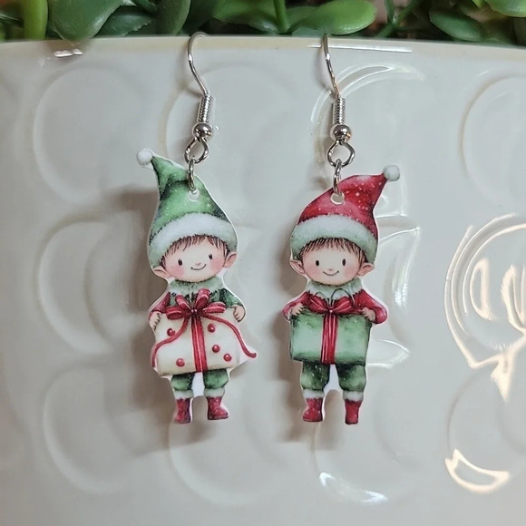 FARMHOUSE ELF EARRINGS - Picture 1 of 6